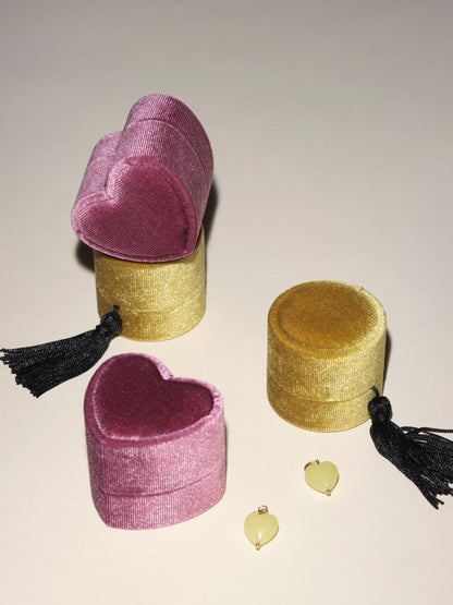 Uma smykkeæske • Ruby