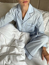 Indlæs billede til gallerivisning Pyjamas klassisk blå

