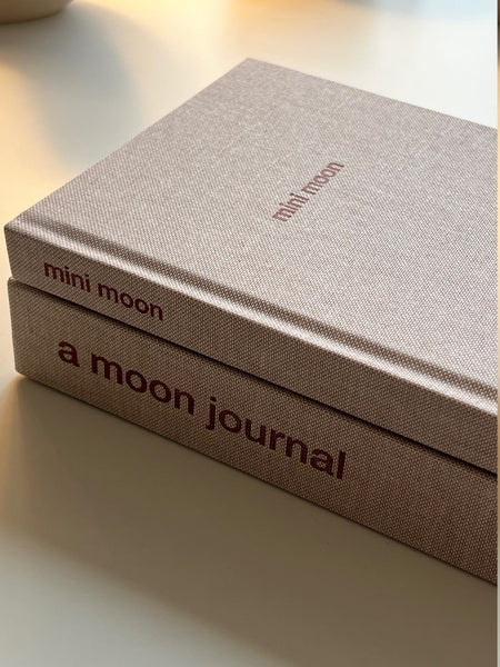 Hola Luna • A Mini Moon Journal